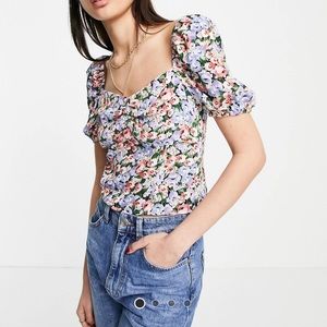 & other stories floral puff sleeve crop top
